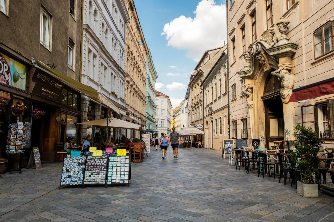 Highnest Apartments Bratislava Eksteriør billede