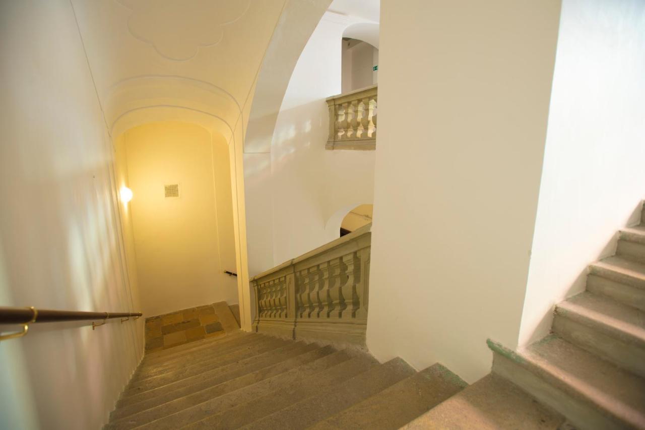 Highnest Apartments Bratislava Eksteriør billede