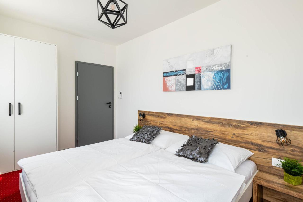 Highnest Apartments Bratislava Eksteriør billede