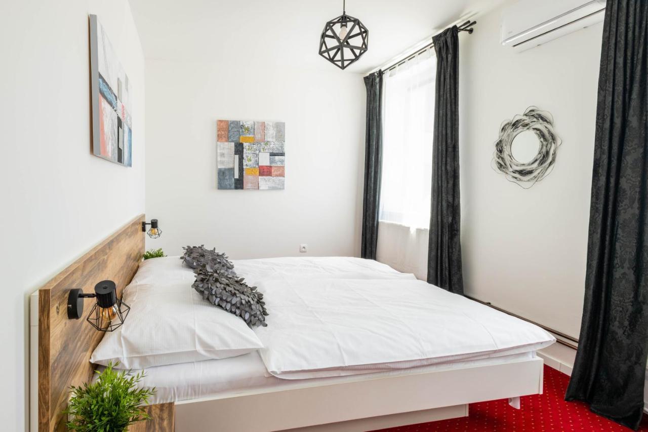 Highnest Apartments Bratislava Eksteriør billede